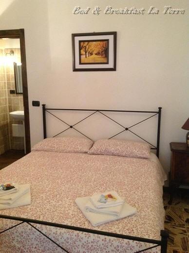 Bed and Breakfast La Torre Дольчеаккуа Номер фото